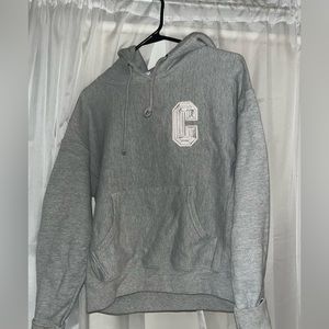 Champion Grey sweatshirt. Women’s size medium. Super cozy.